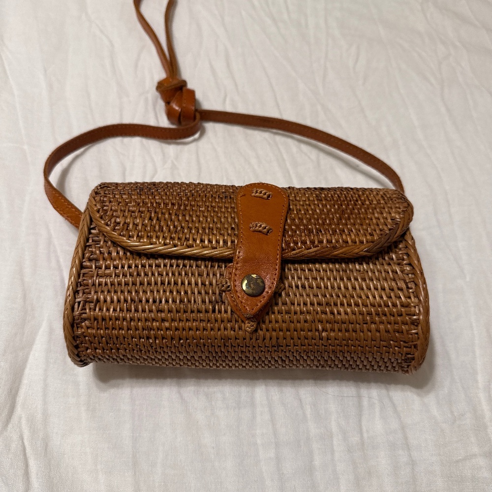 Rattan Purse